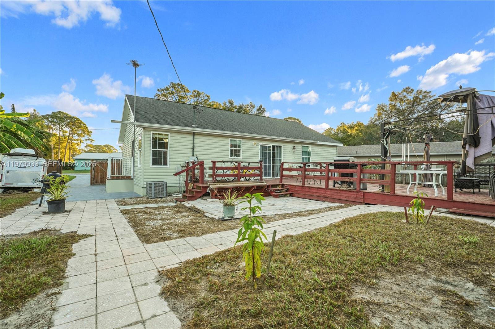 3713 Wild Violet Avenue