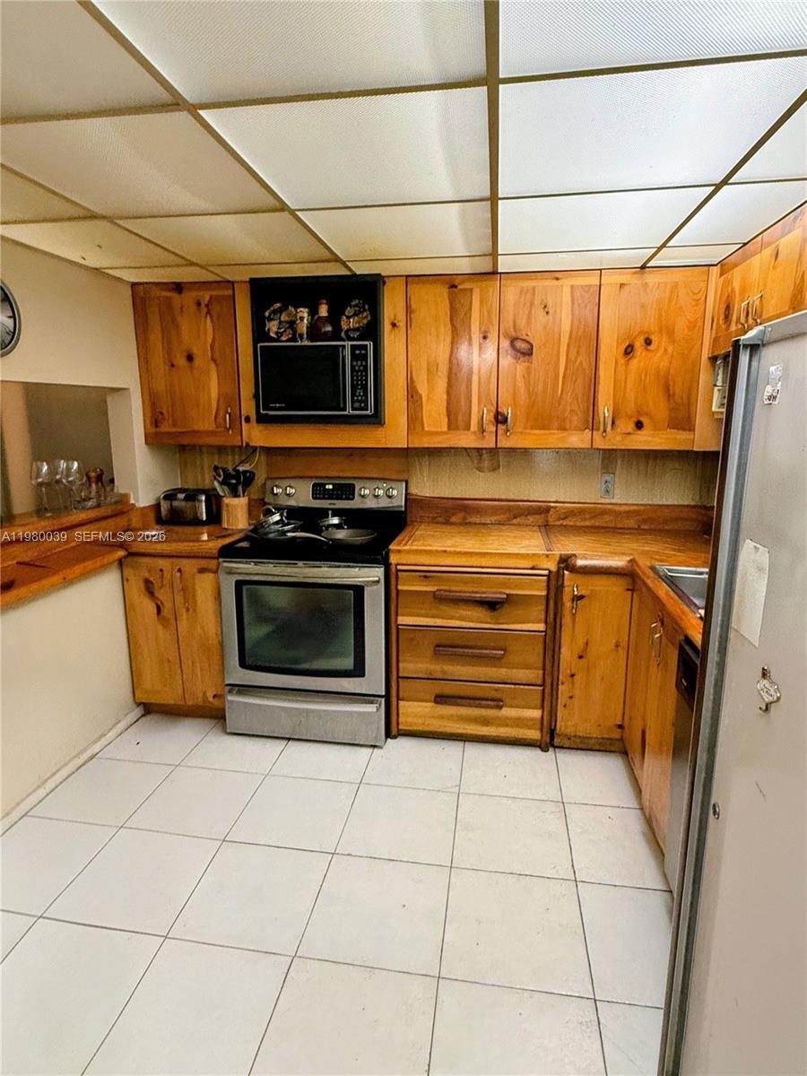 100 Ocean Lane Dr # 303