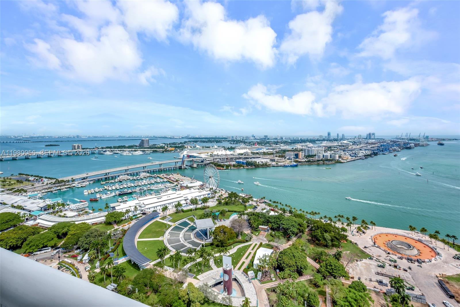 50 Biscayne Blvd # 3802