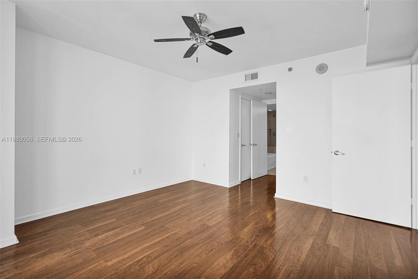 50 Biscayne Blvd # 3802