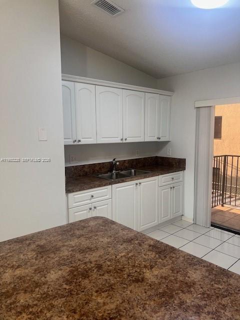 2815 W 76th St # 17 Unit: 202-17