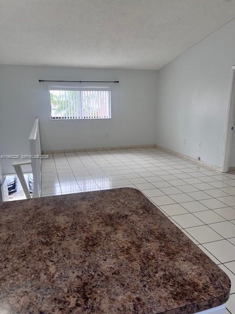 2815 W 76th St # 17 Unit: 202-17