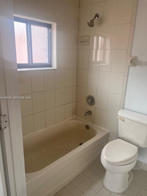 2815 W 76th St # 17 Unit: 202-17