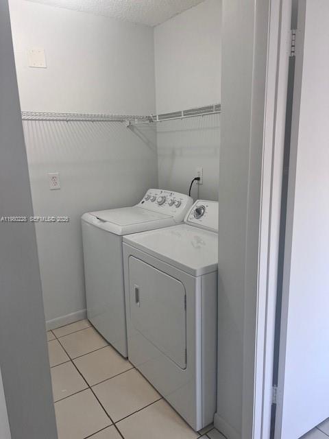 2815 W 76th St # 17 Unit: 202-17