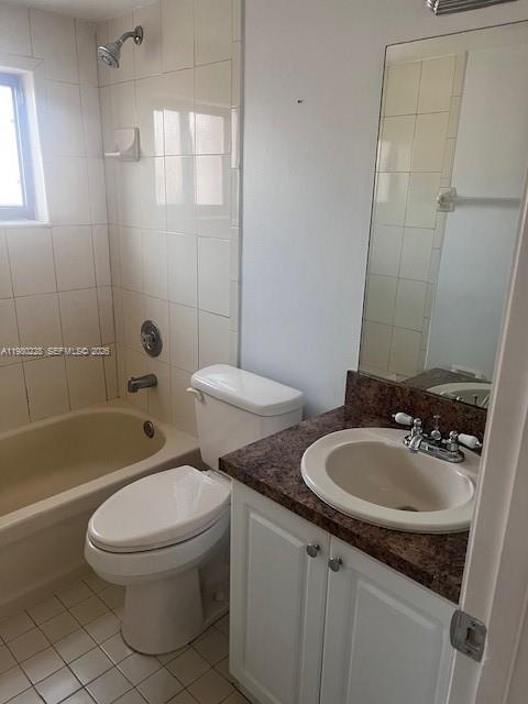 2815 W 76th St # 17 Unit: 202-17