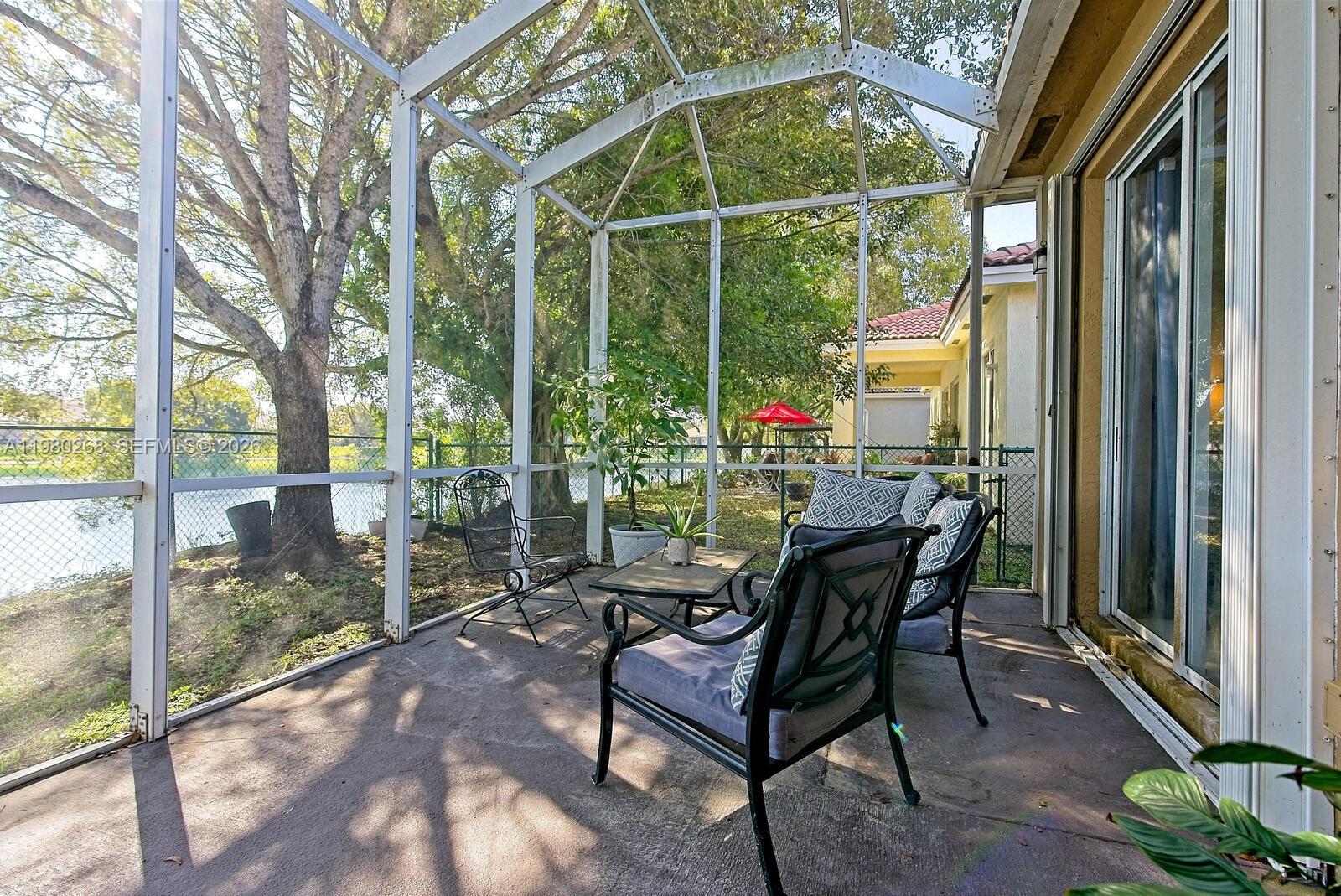 1921 SE 16th Ave