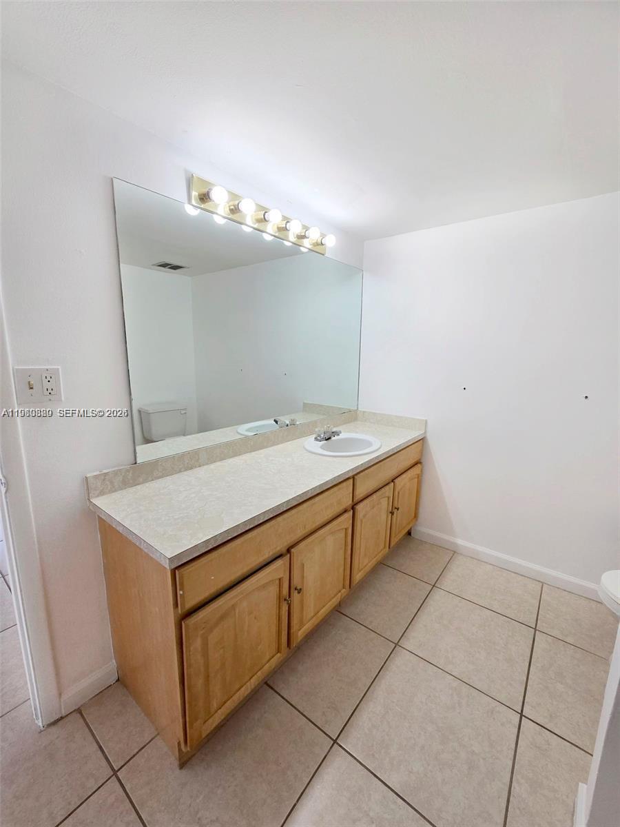505 S Pine Island Rd # 401B