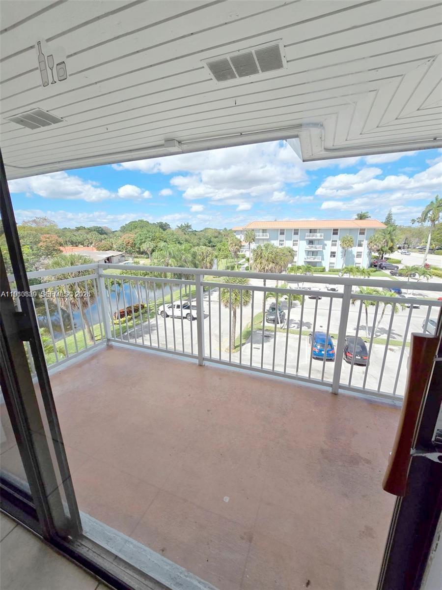 505 S Pine Island Rd # 401B