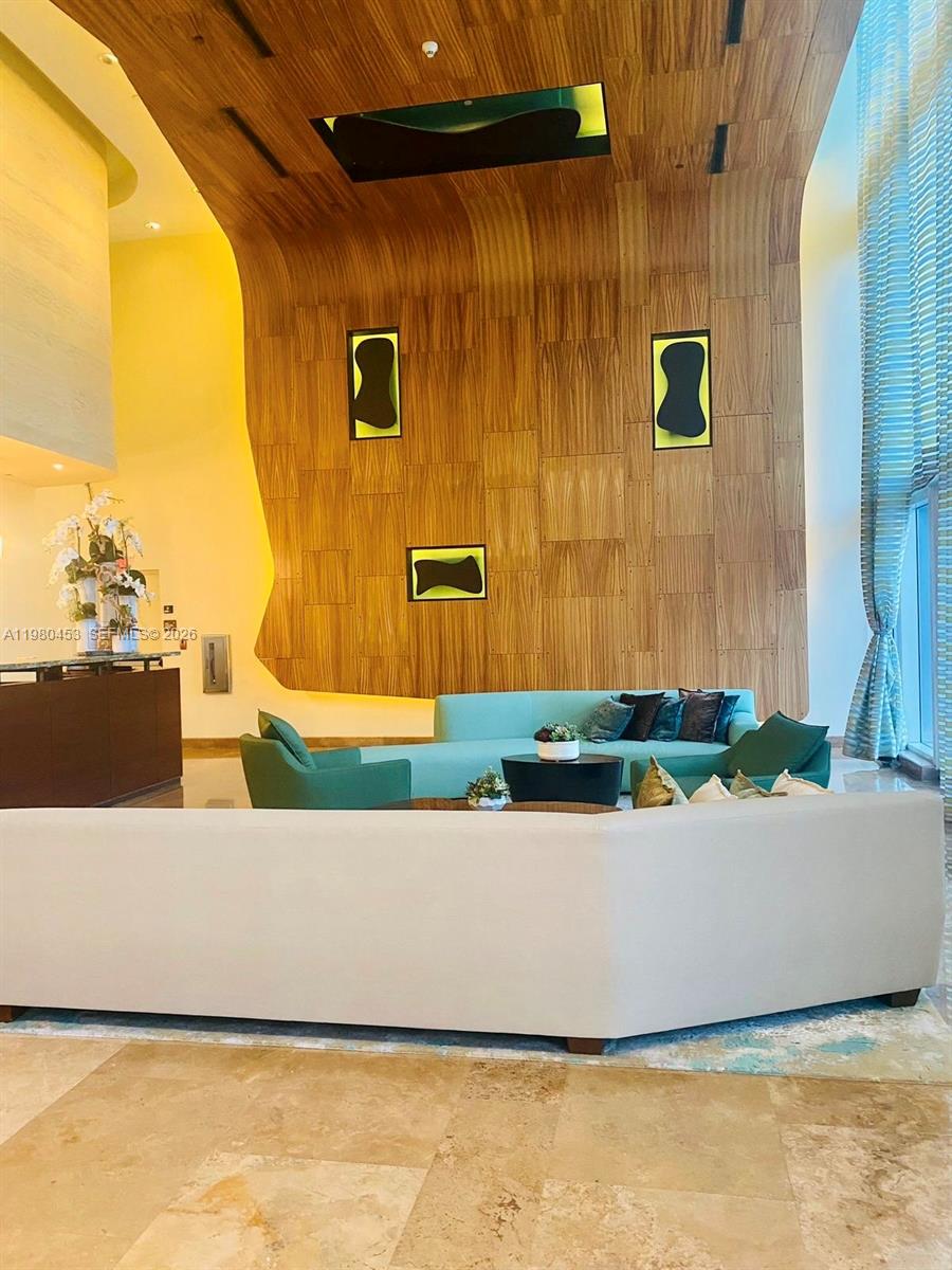 50 Biscayne Blvd # 3509