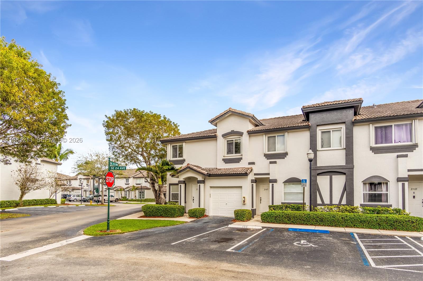 2301 SE 24th Ave # 2301