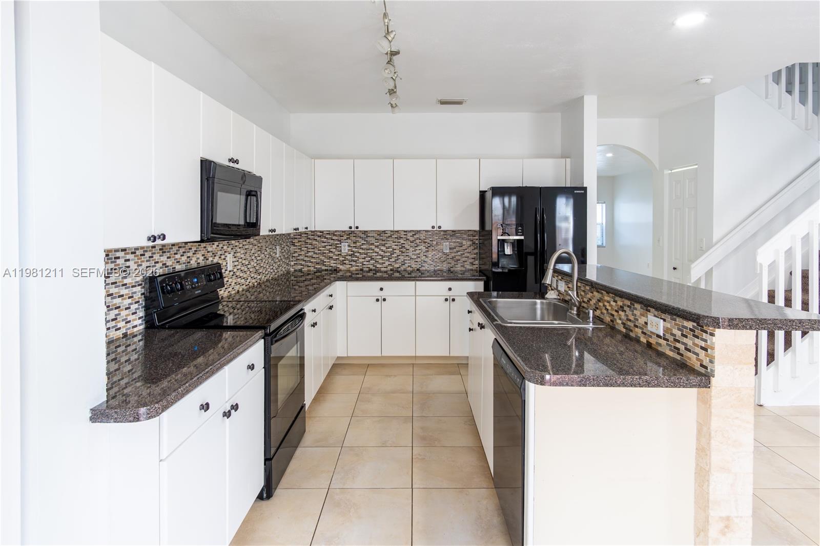 2301 SE 24th Ave # 2301