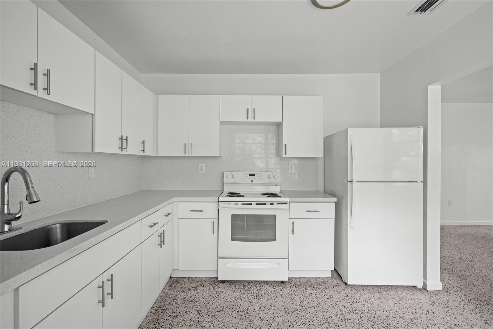 11330 Peachtree Dr