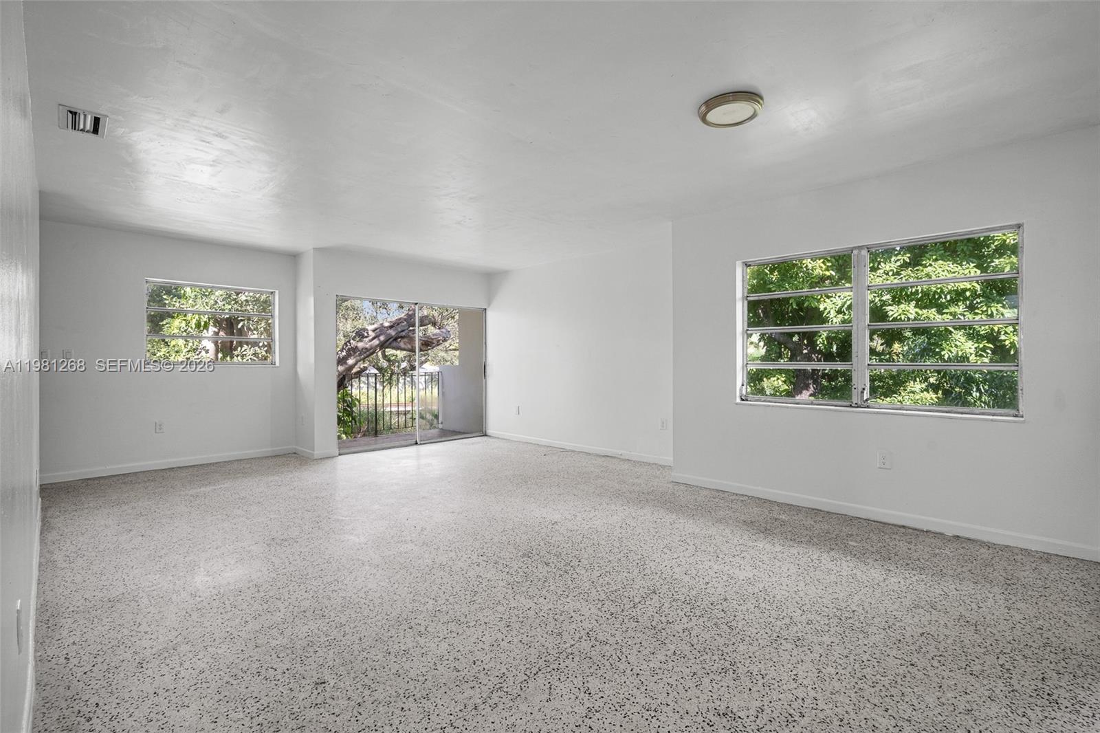 11330 Peachtree Dr