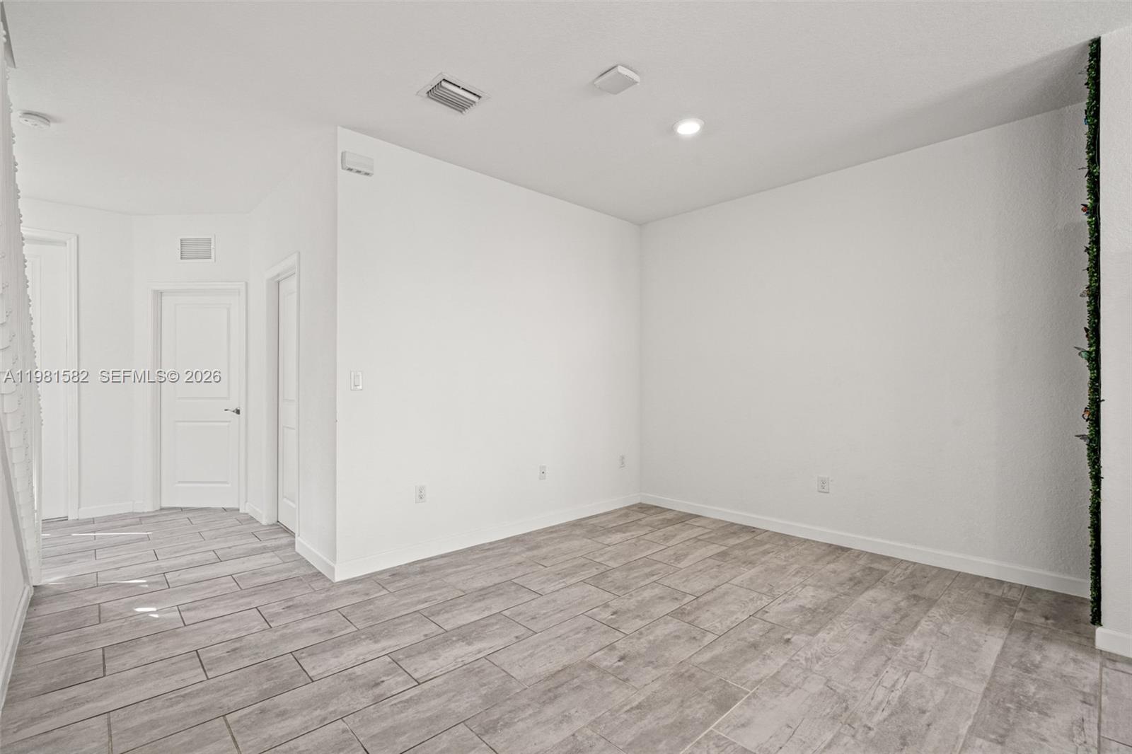 11363 SW 250th Ter # 11363