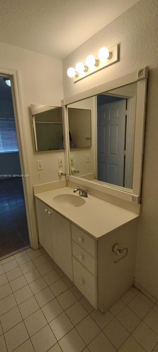 6940 NW 179th St # 7 Unit: 303-7