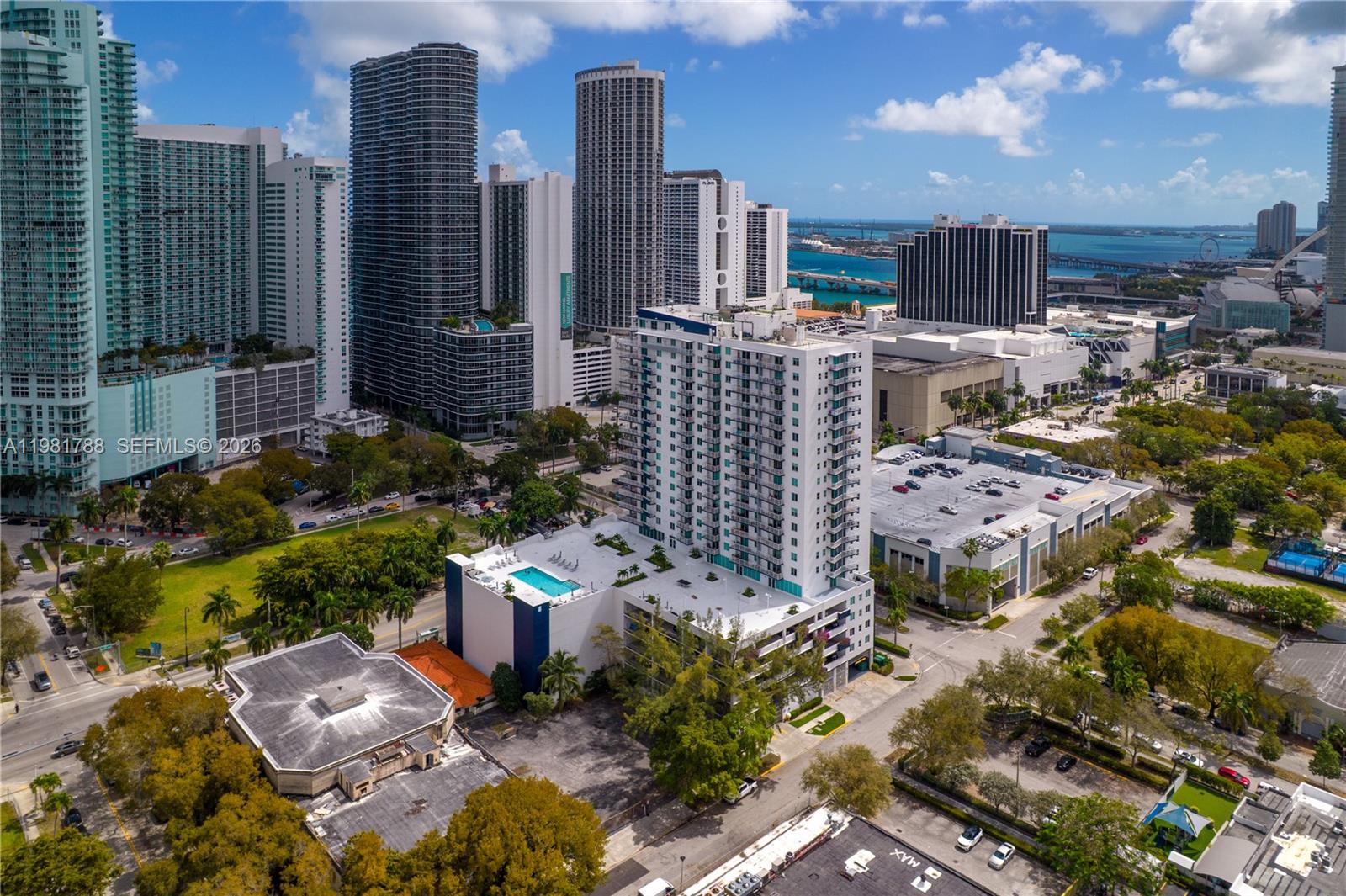 275 NE 18th St # 808