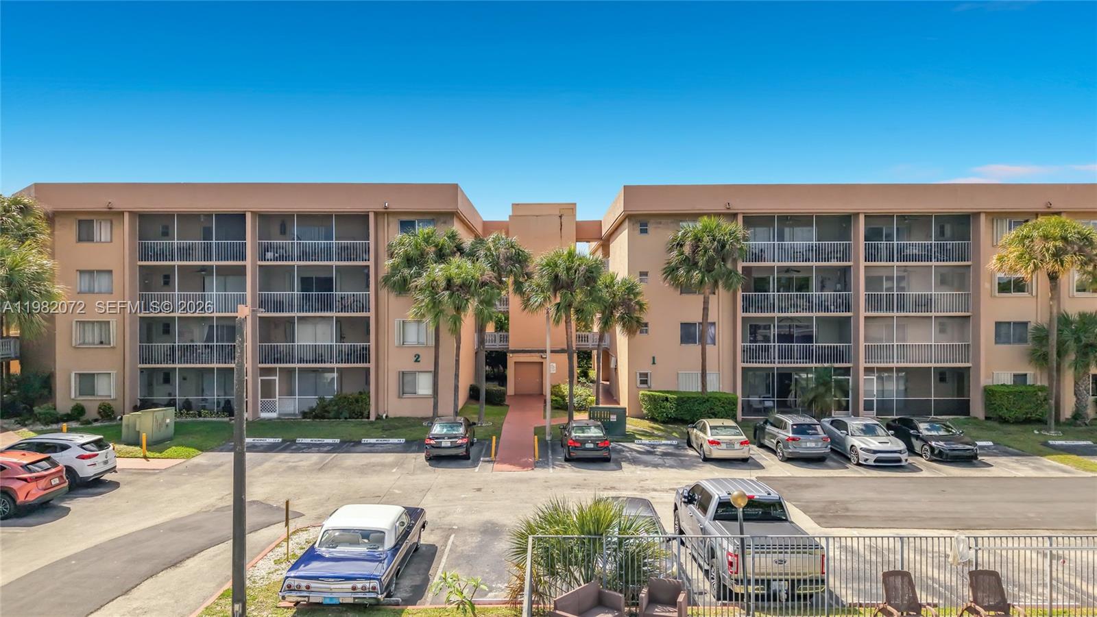 17000 NW 67th Ave # 423