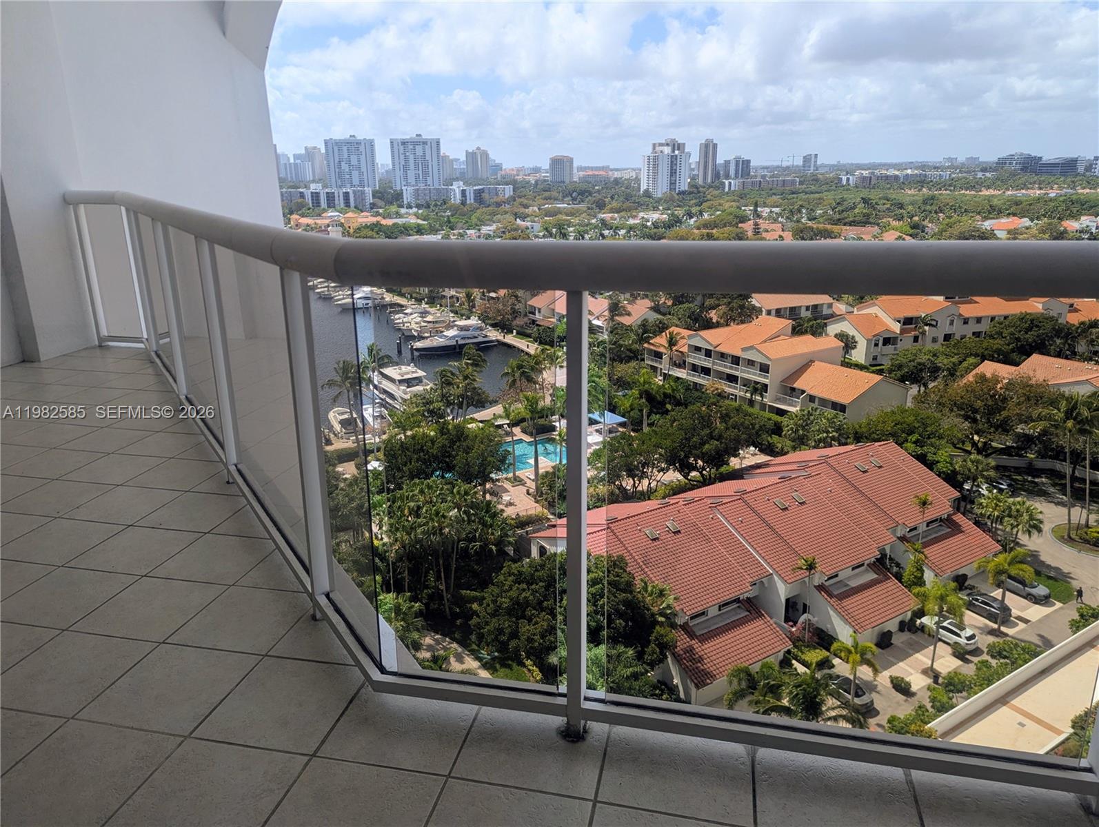 3610 Yacht Club Dr # 1515