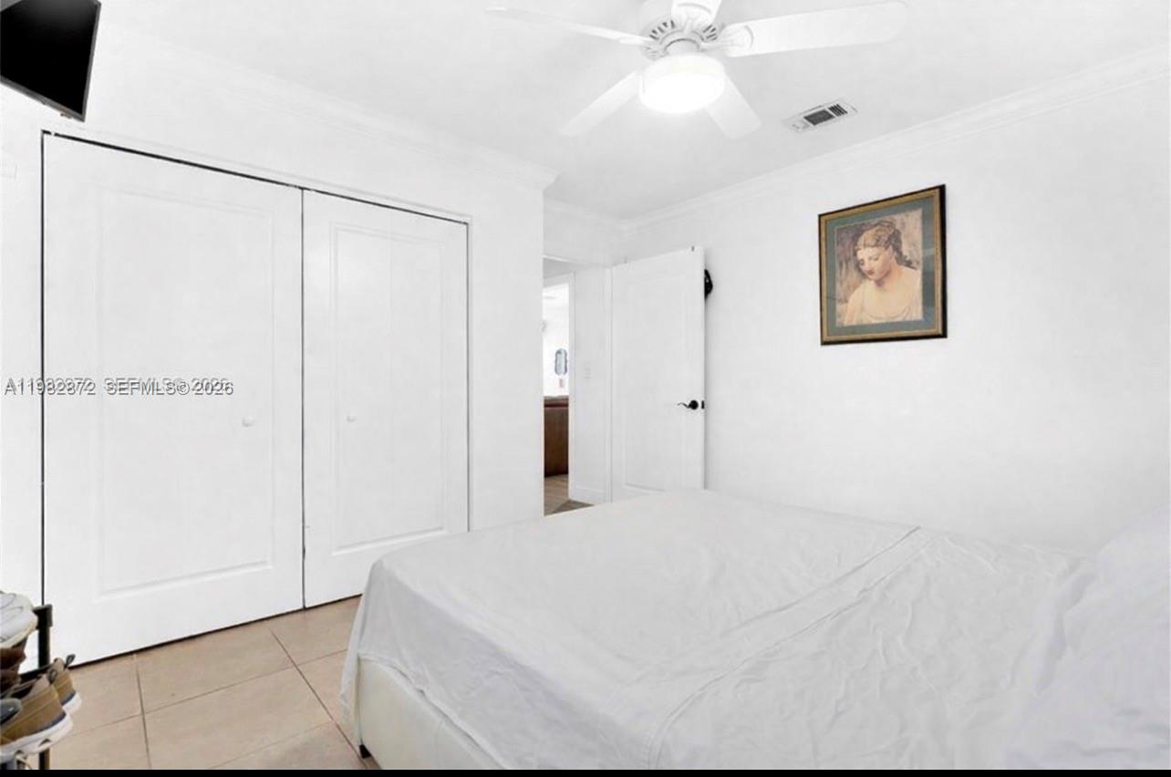 2616 NW 7th Ave