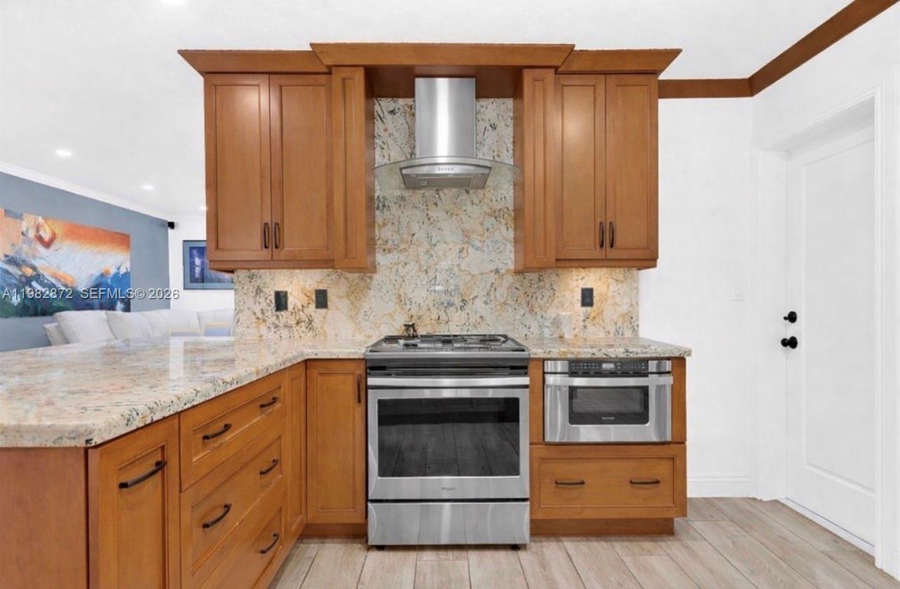 2616 NW 7th Ave
