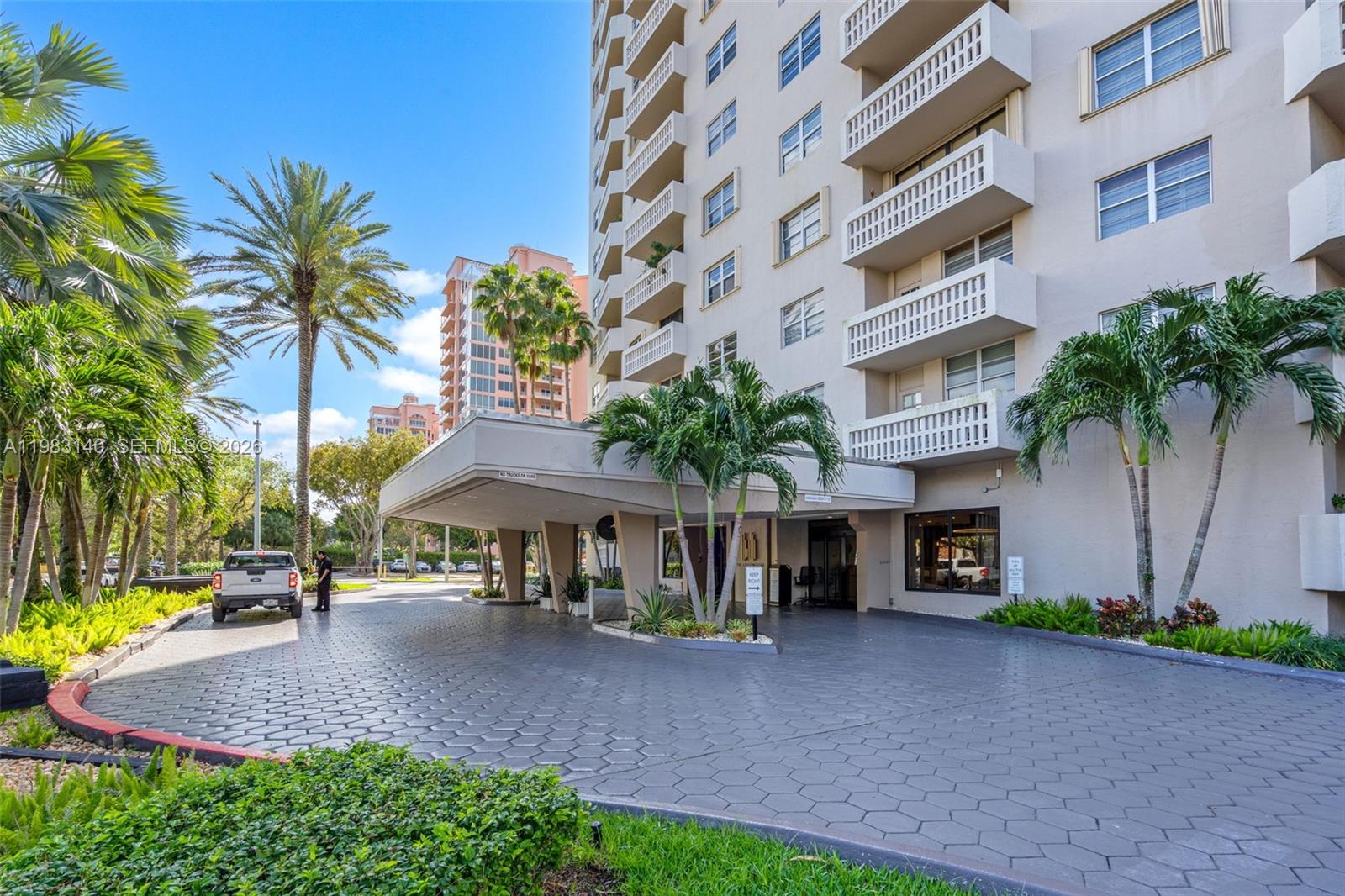 90 Edgewater Dr # 1216