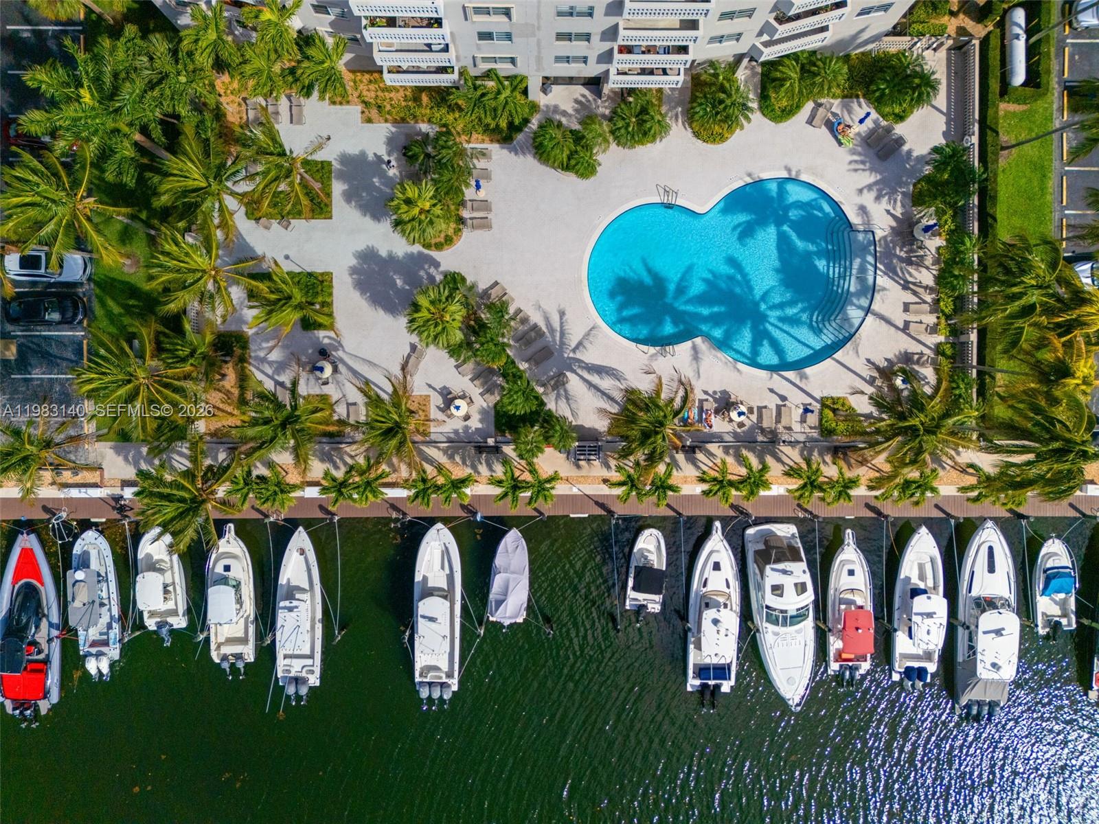 90 Edgewater Dr # 1216