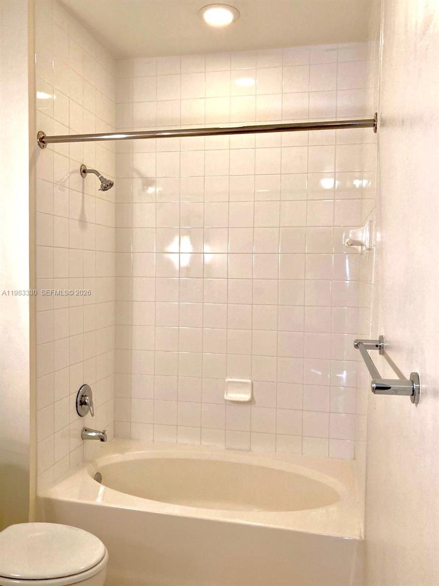 2001 Biscayne Blvd # 2608