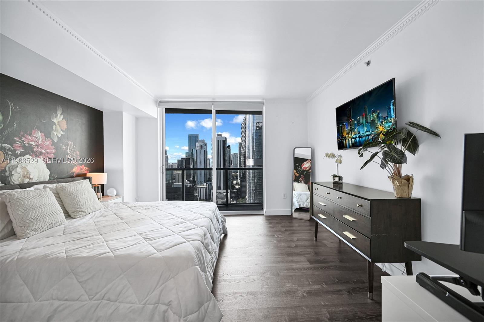 55 SE 6th St # 3404