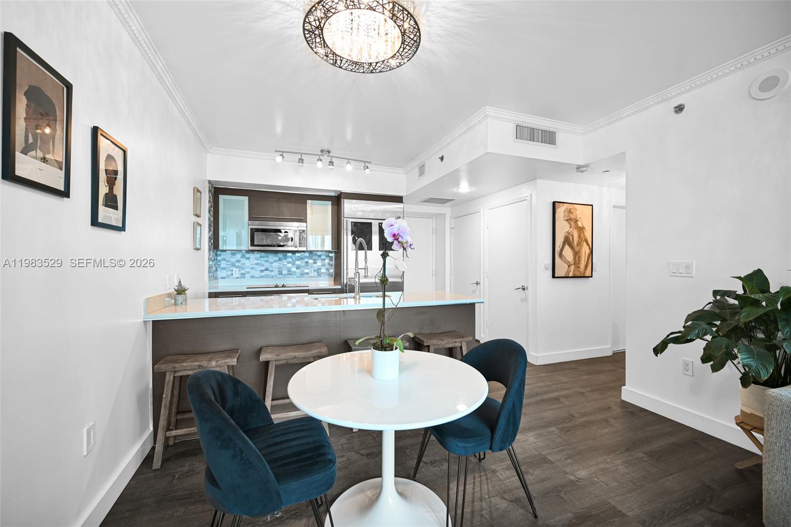 55 SE 6th St # 3404