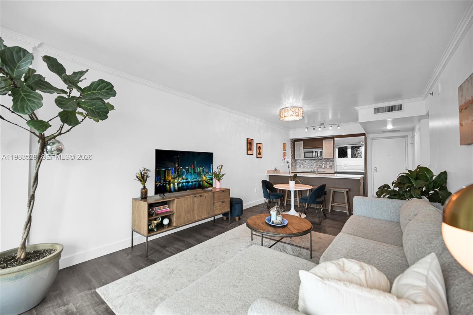 55 SE 6th St # 3404
