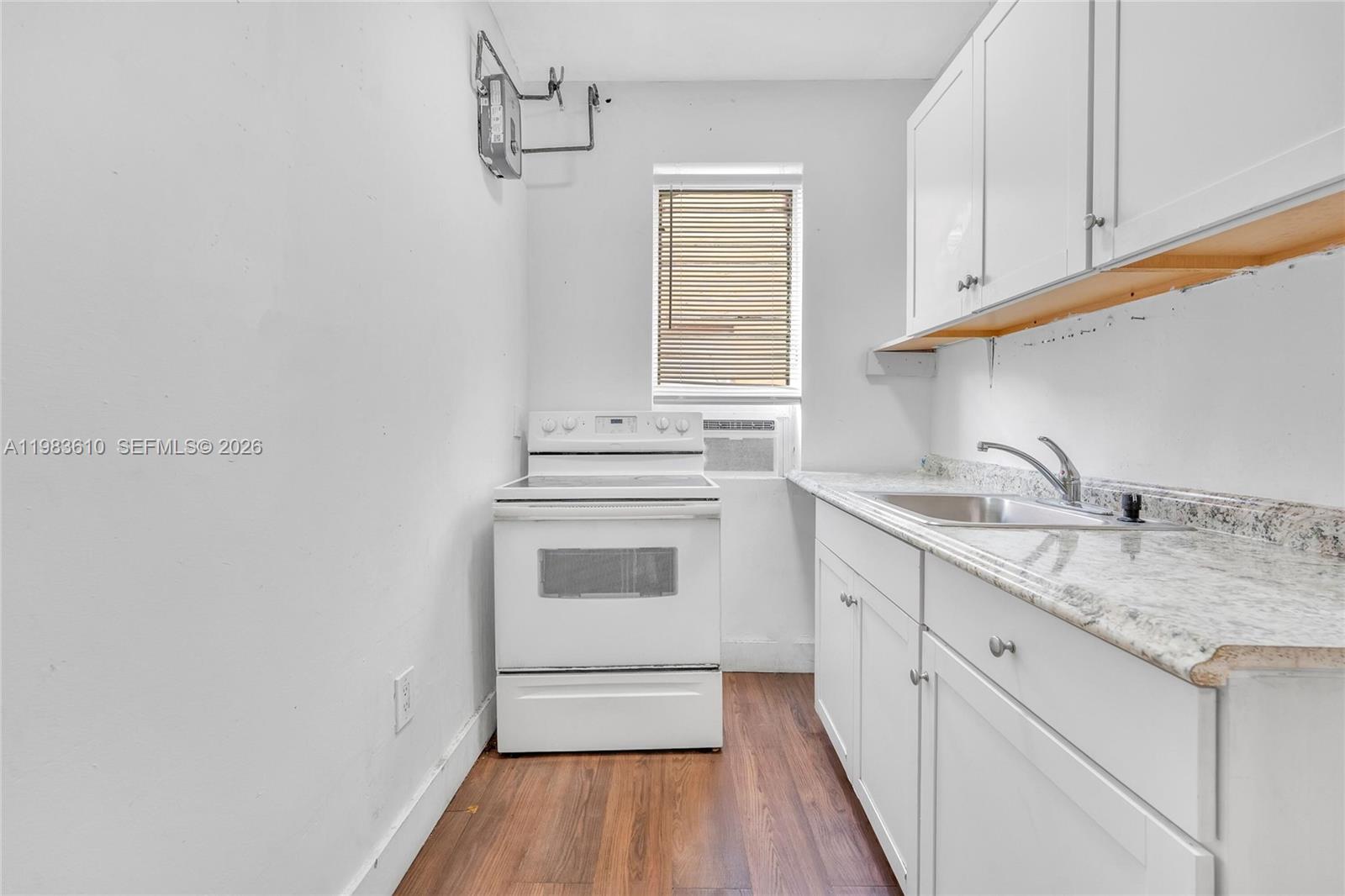 1554 SW 5th St # 11c