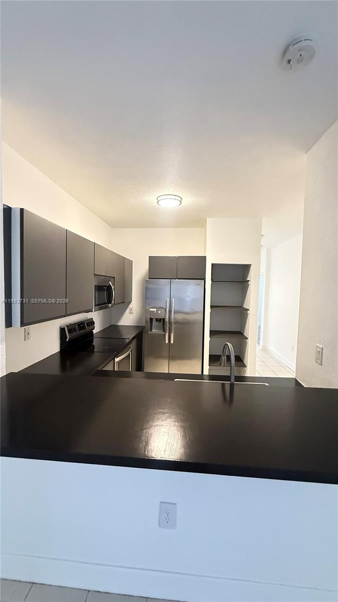 1663 SE 27th Dr # 102