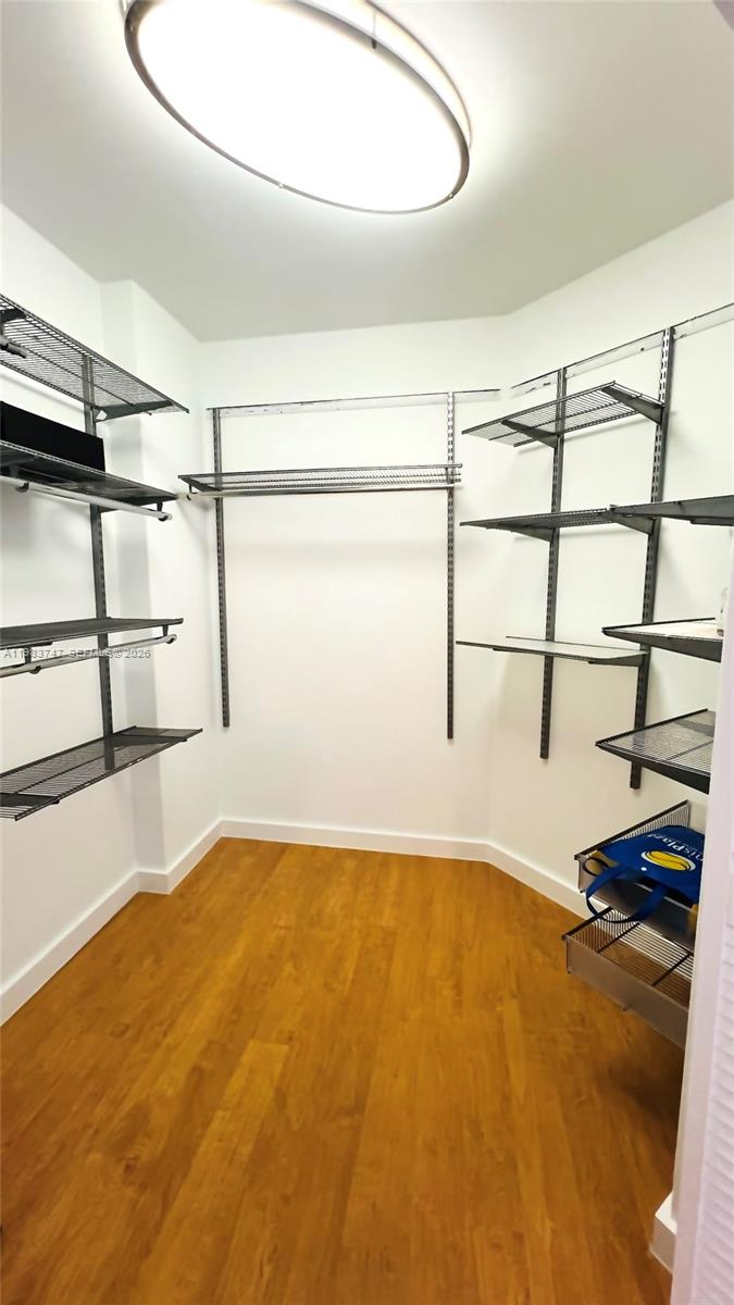 1700 NW N River Dr # 404