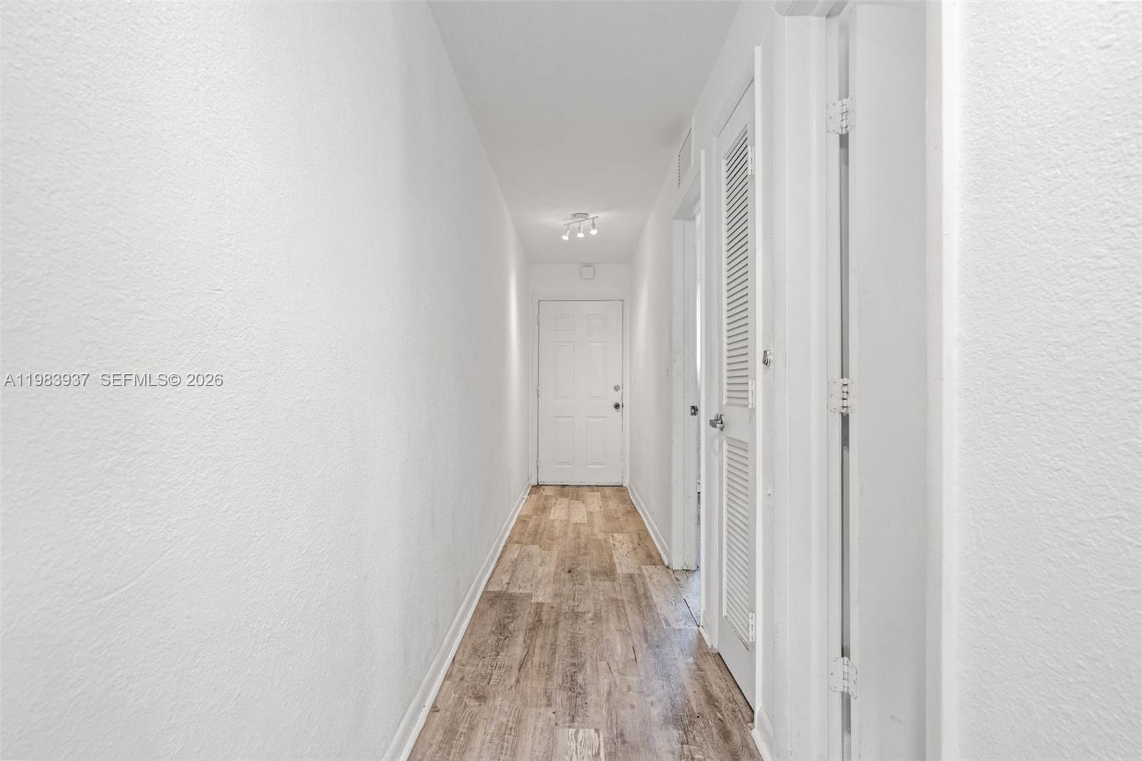 1185 Marseille Dr # 202