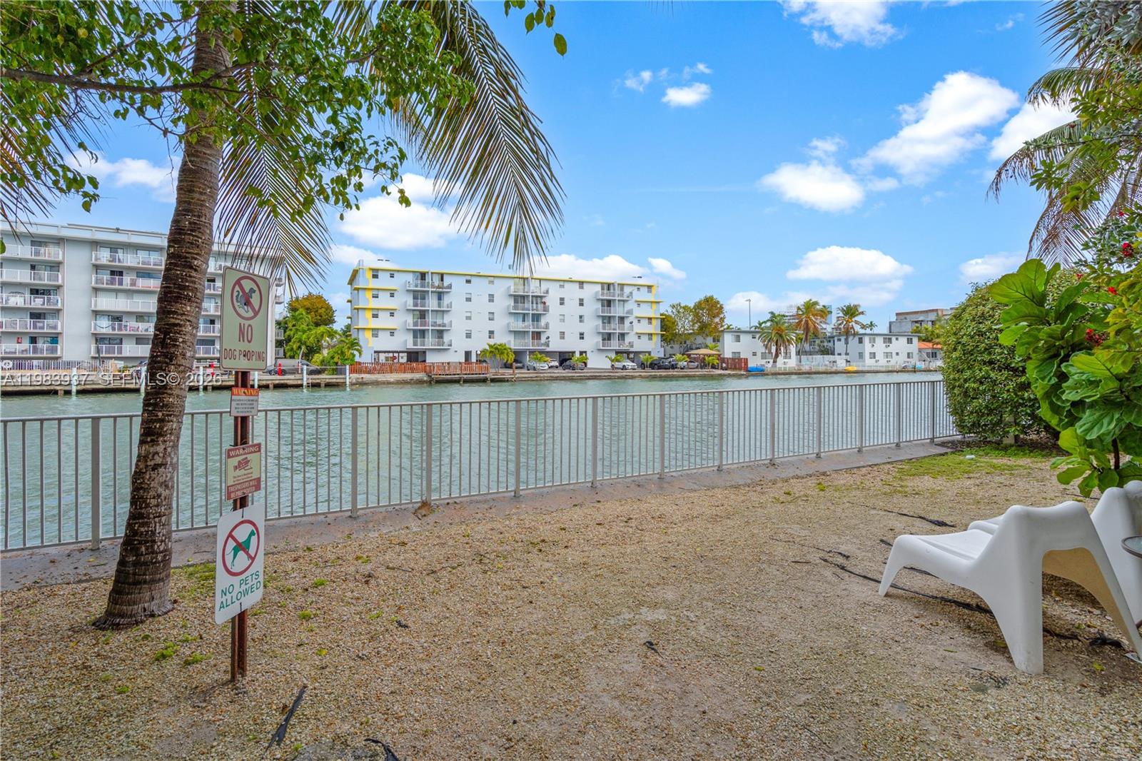 1185 Marseille Dr # 202