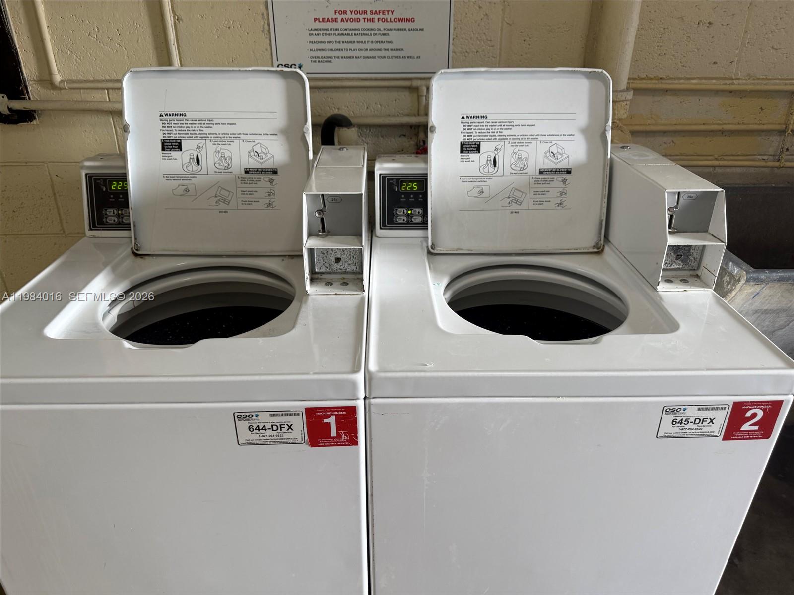 617 SW 11th St # 14E