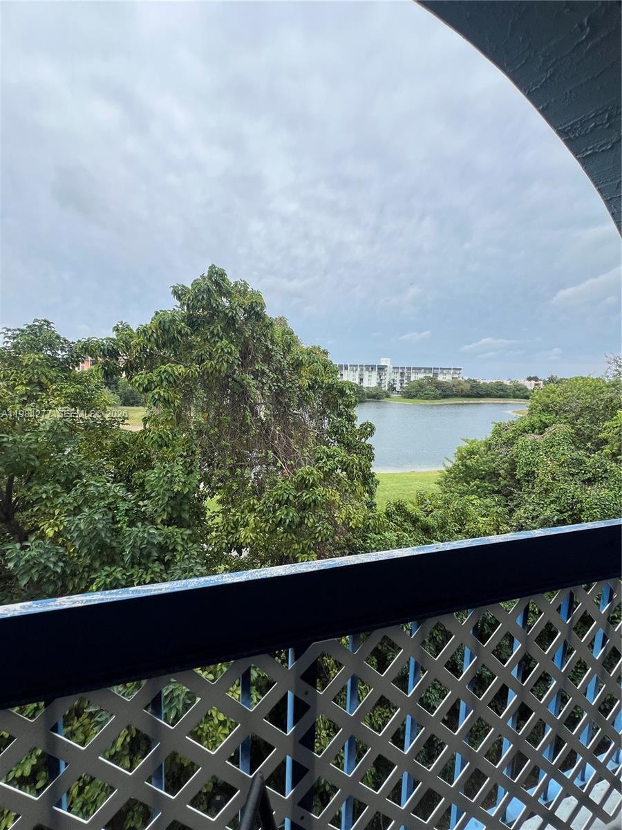 9440 Fontainebleau Blvd # 503