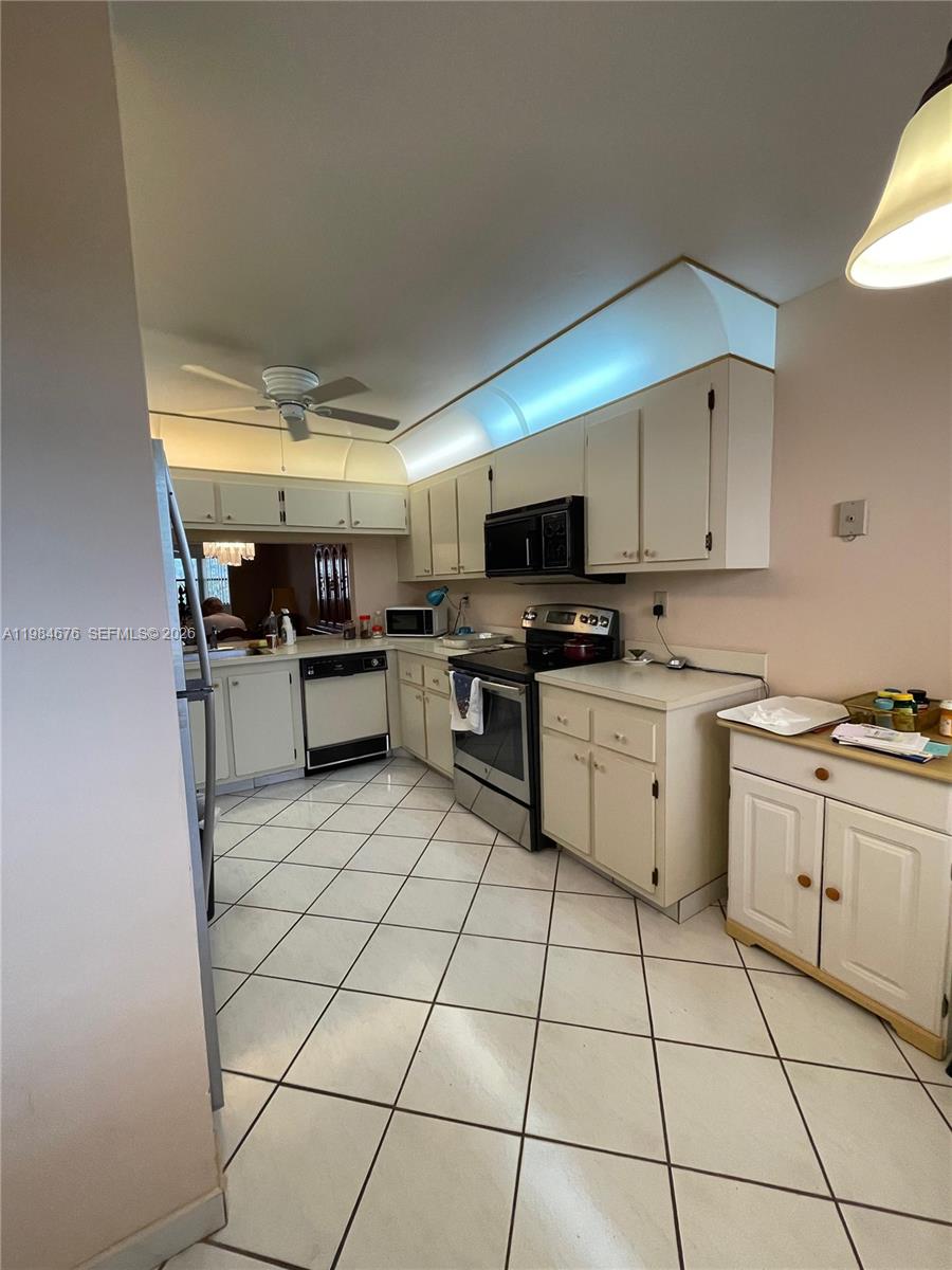 2606 NW 104th Ave # 301