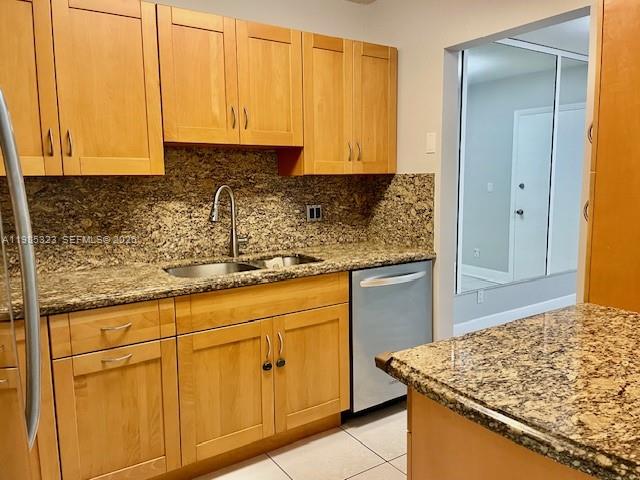 9000 SW 137th St # 5 Unit: 16-5