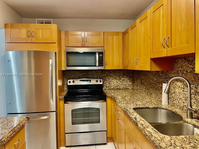 9000 SW 137th St # 5 Unit: 16-5
