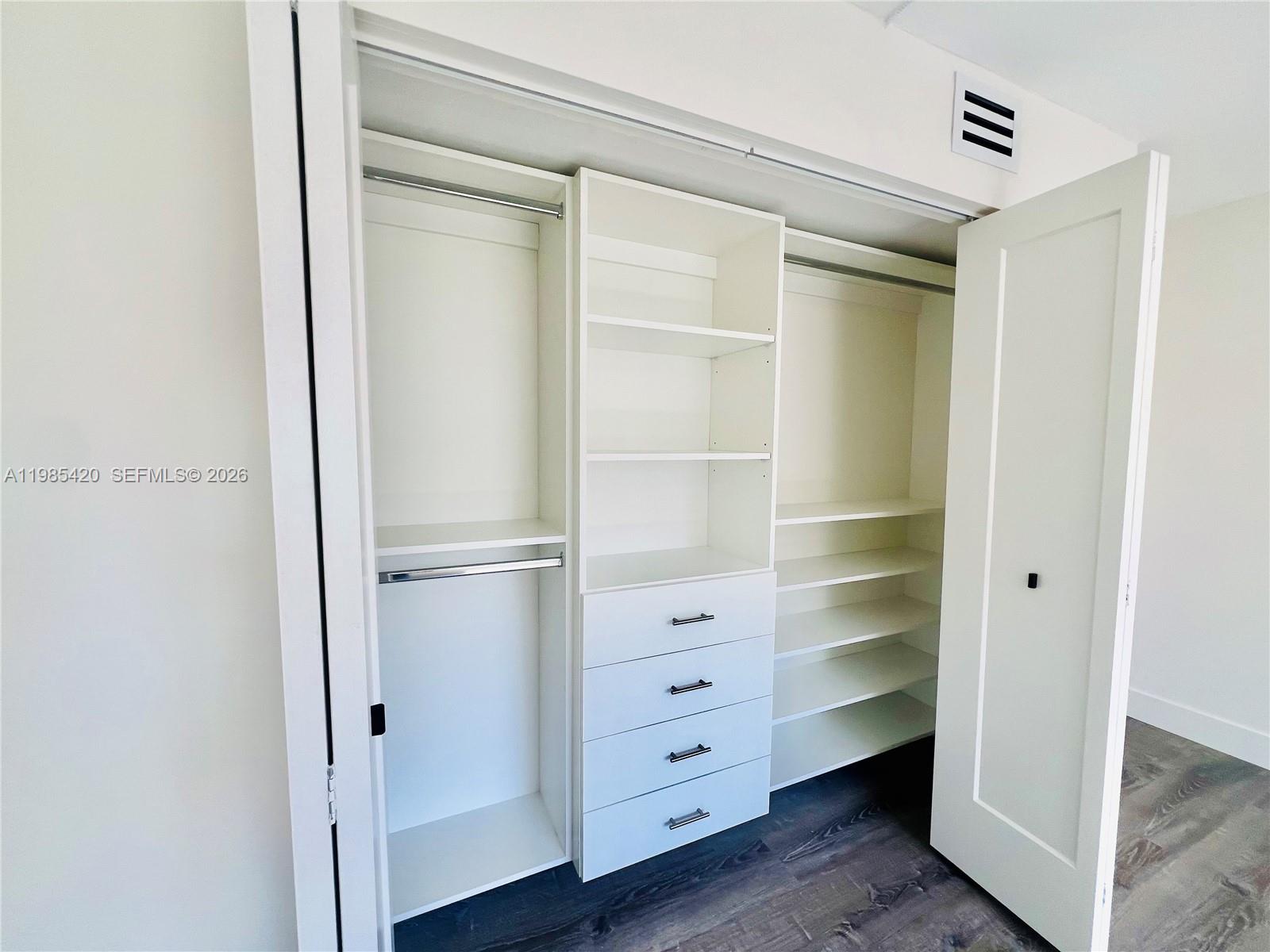 201 Jefferson Ave # 4C