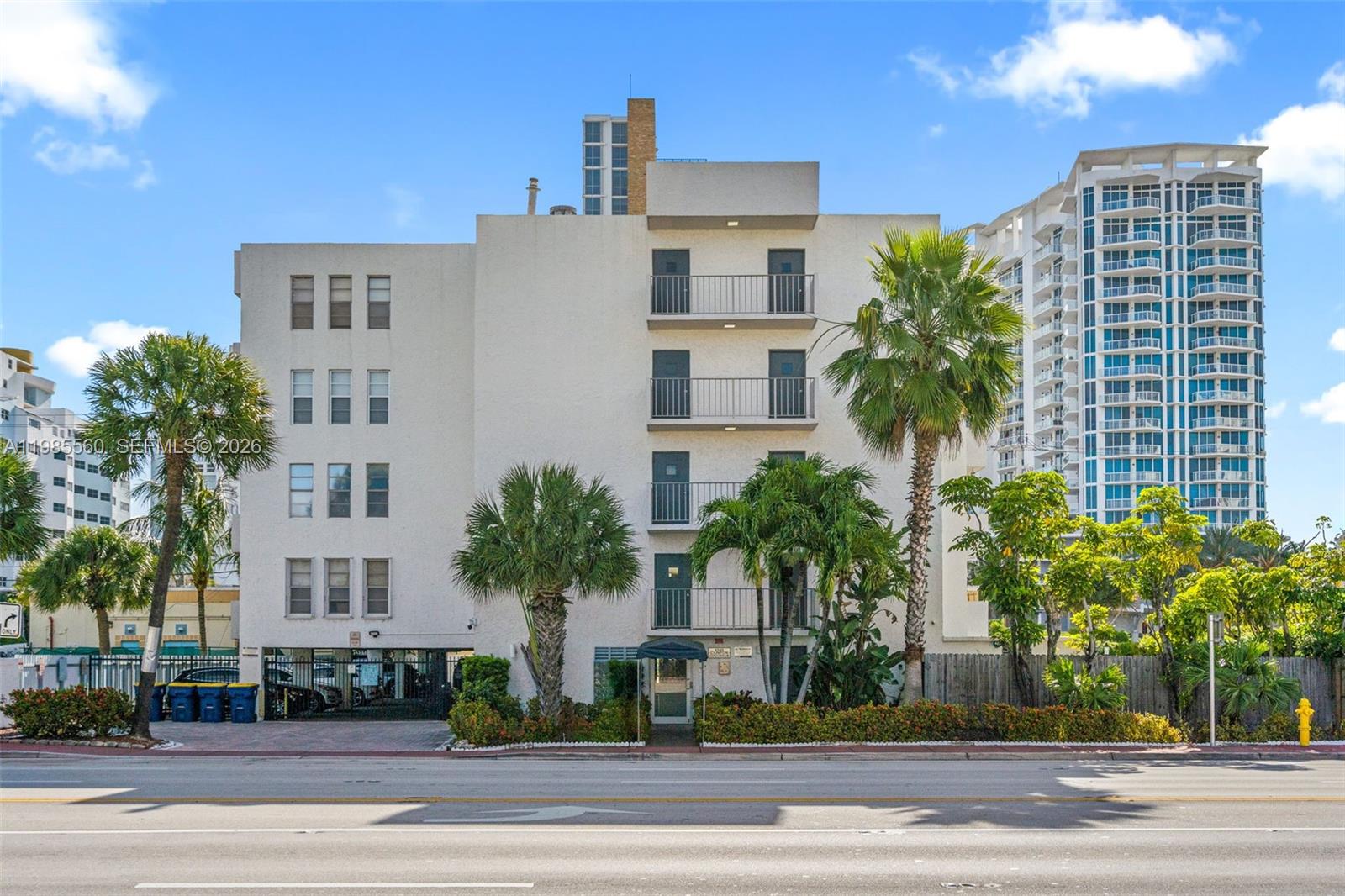 6545 Indian Creek Dr # 306