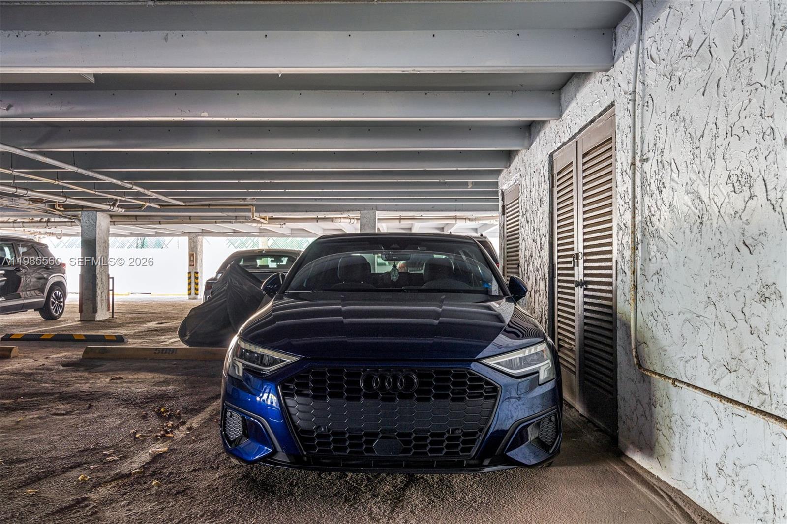 6545 Indian Creek Dr # 306