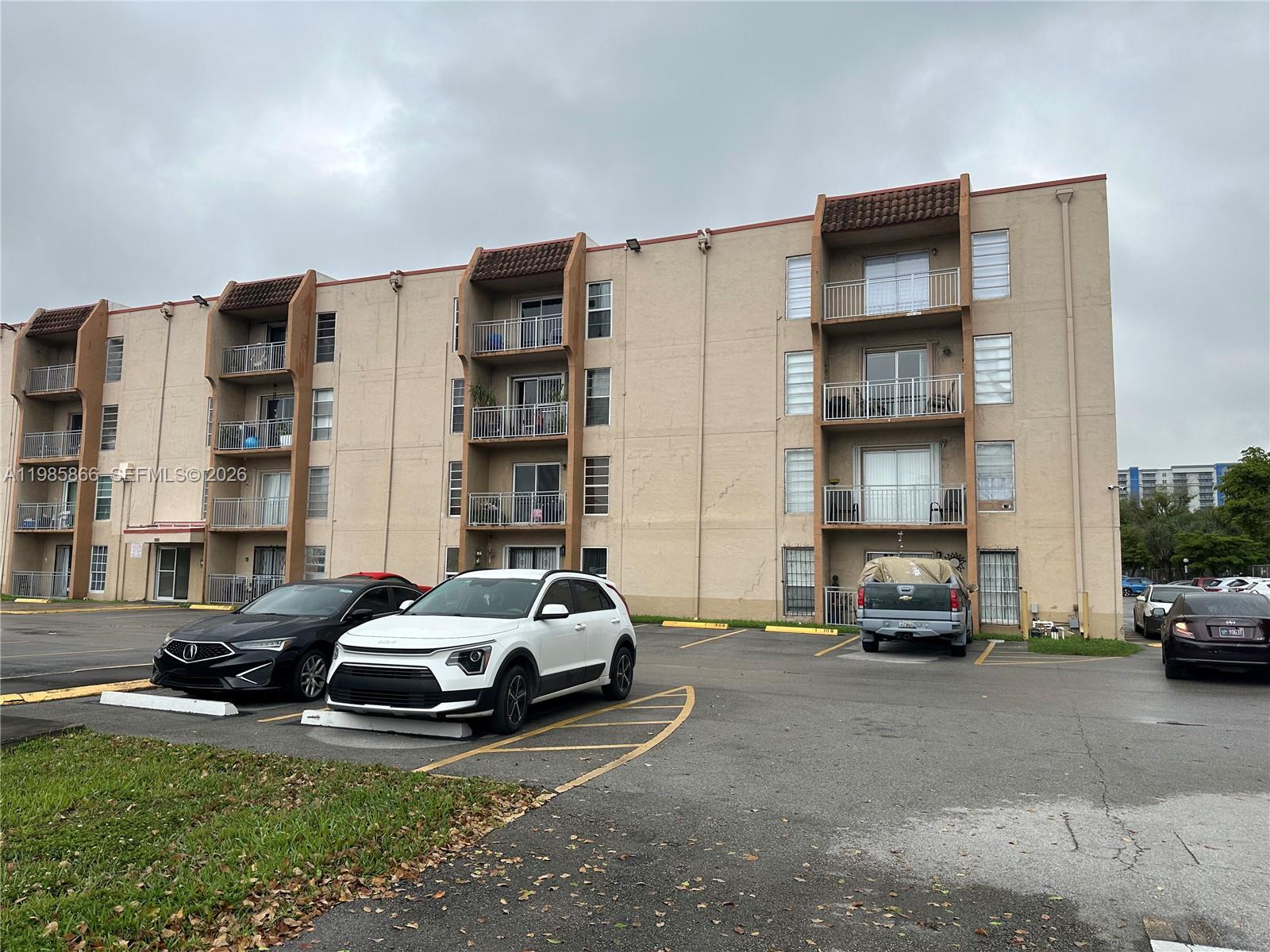 4713 NW 7th St # 1 Unit: 406-1