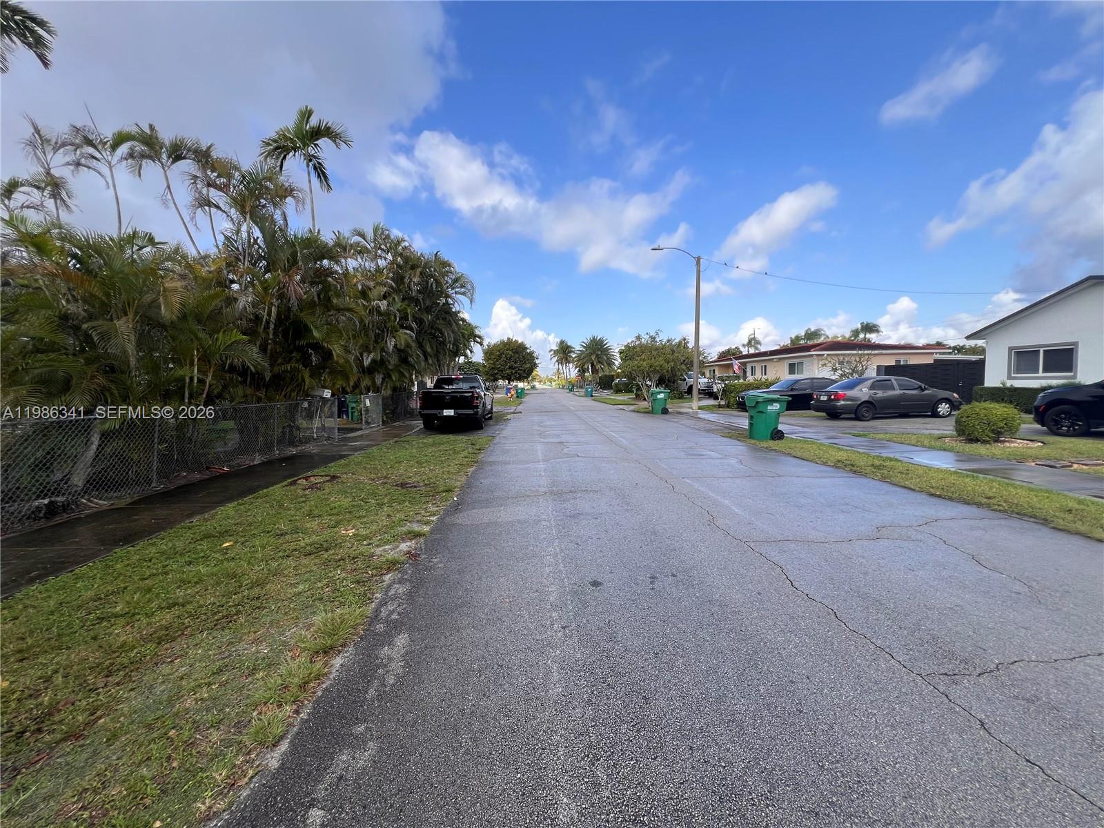 9950 SW 35th Ter