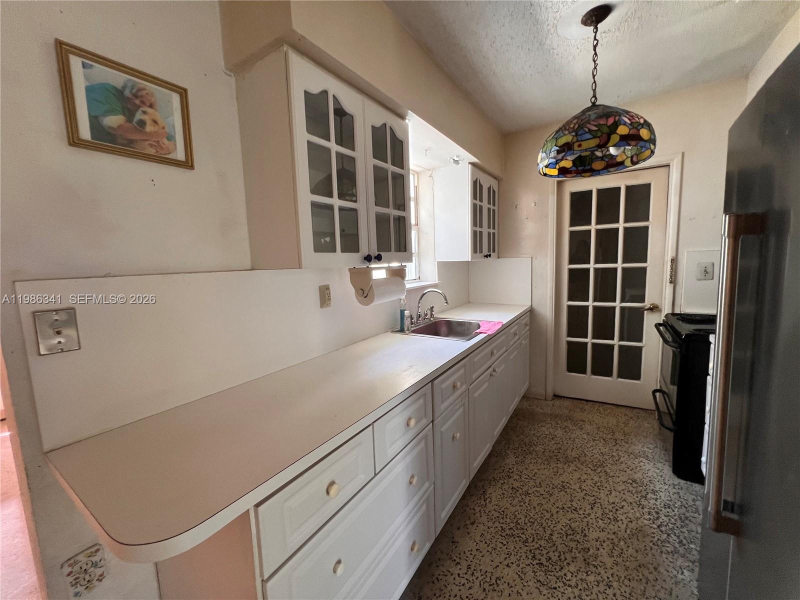 9950 SW 35th Ter