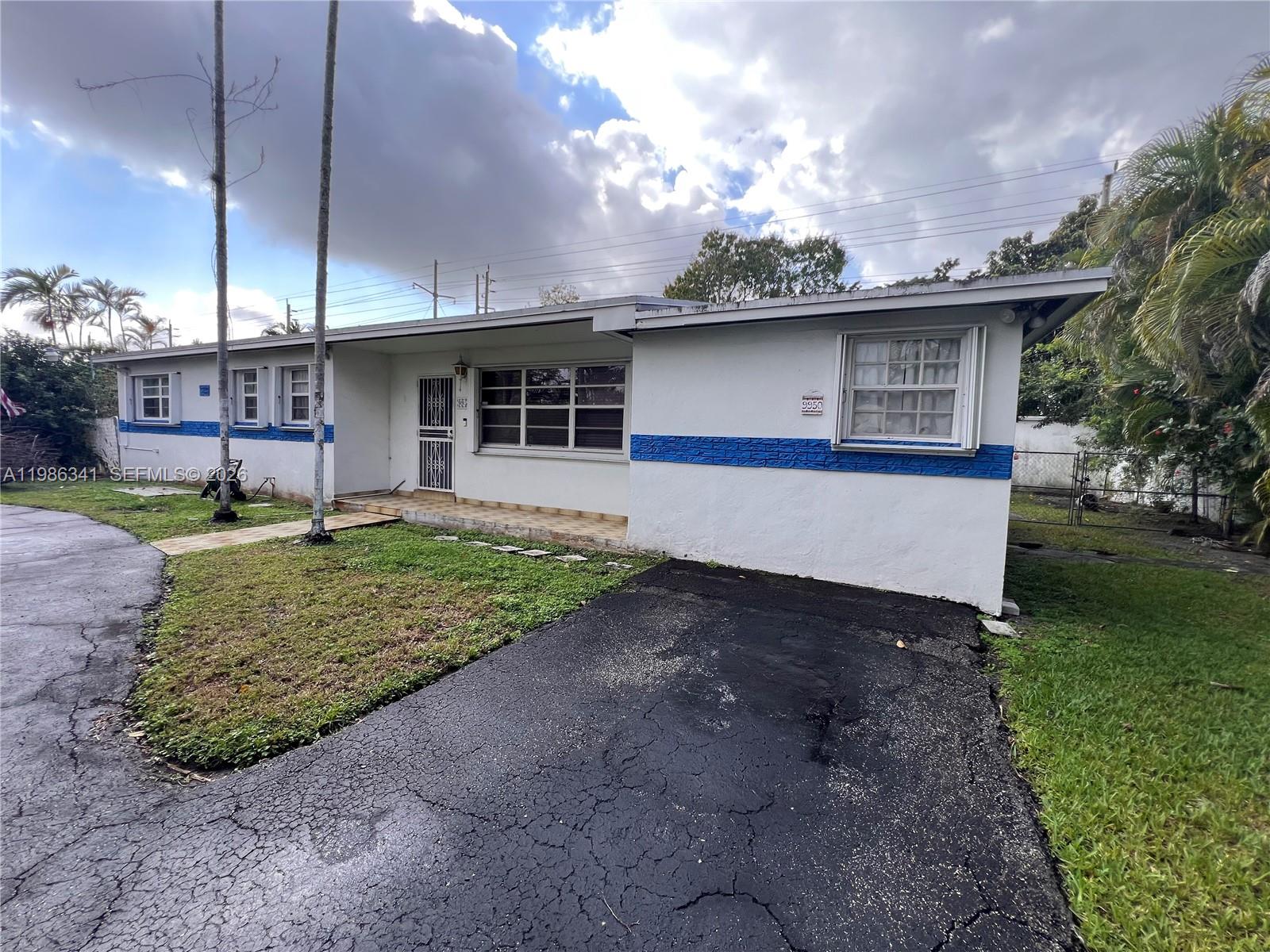 9950 SW 35th Ter