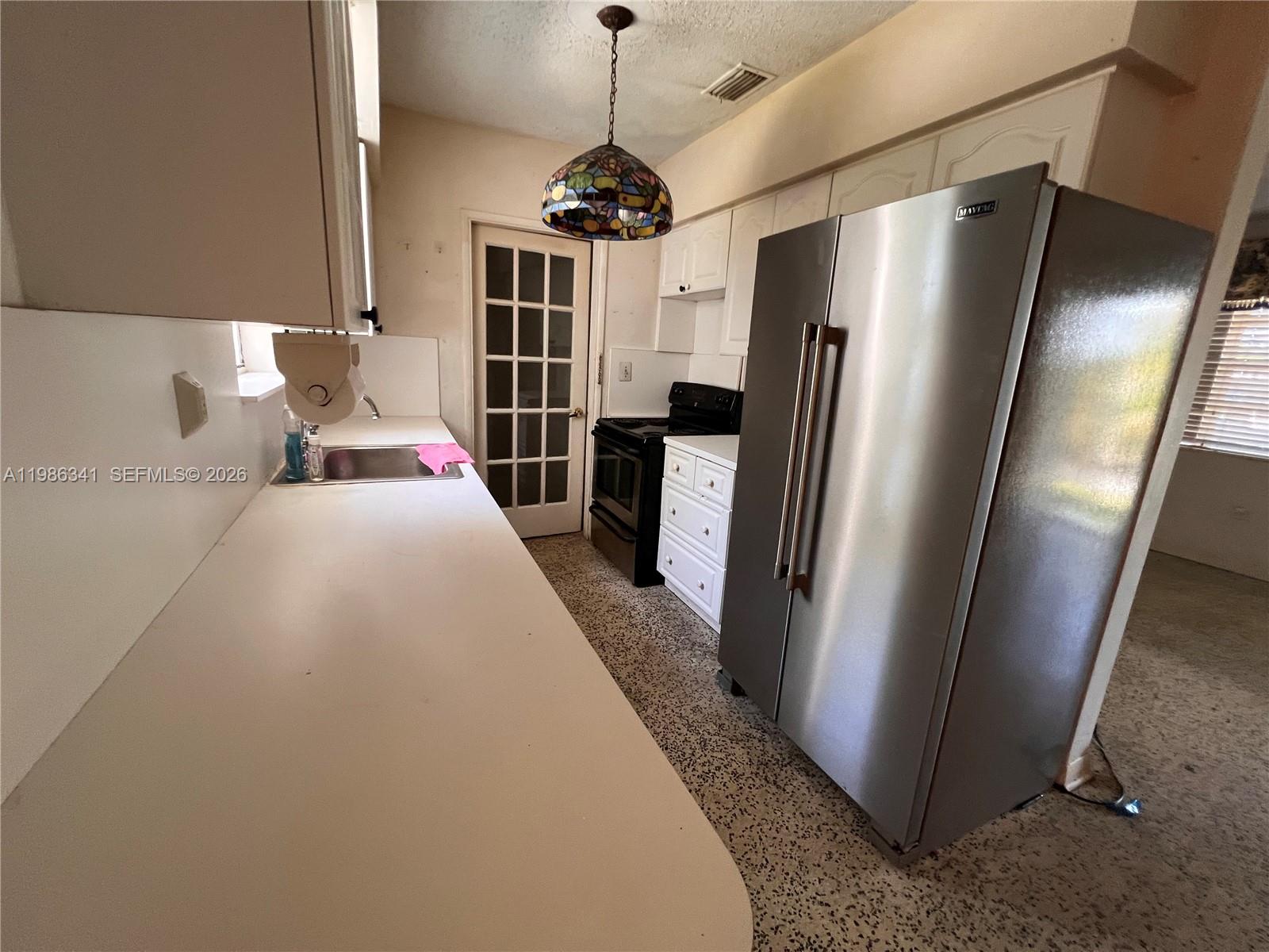 9950 SW 35th Ter