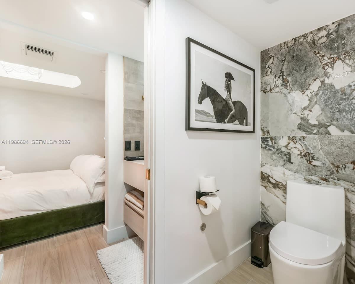 100 Collins Ave # 202