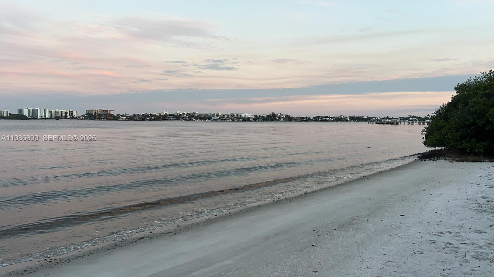 1432 S Lakeside Dr # 5